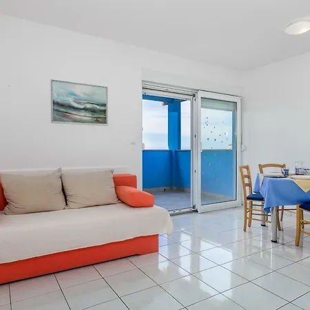 Modra Kuca Apartman Mandre